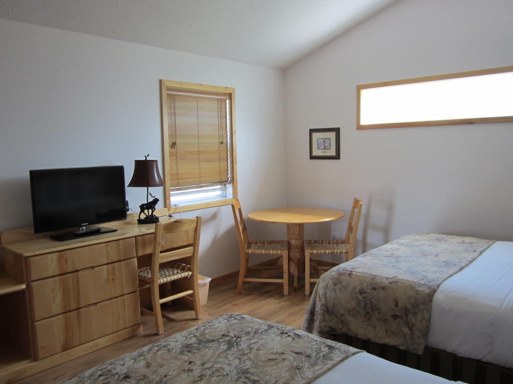 Beaver Creek Lodge And Cabins McBride Bilik gambar