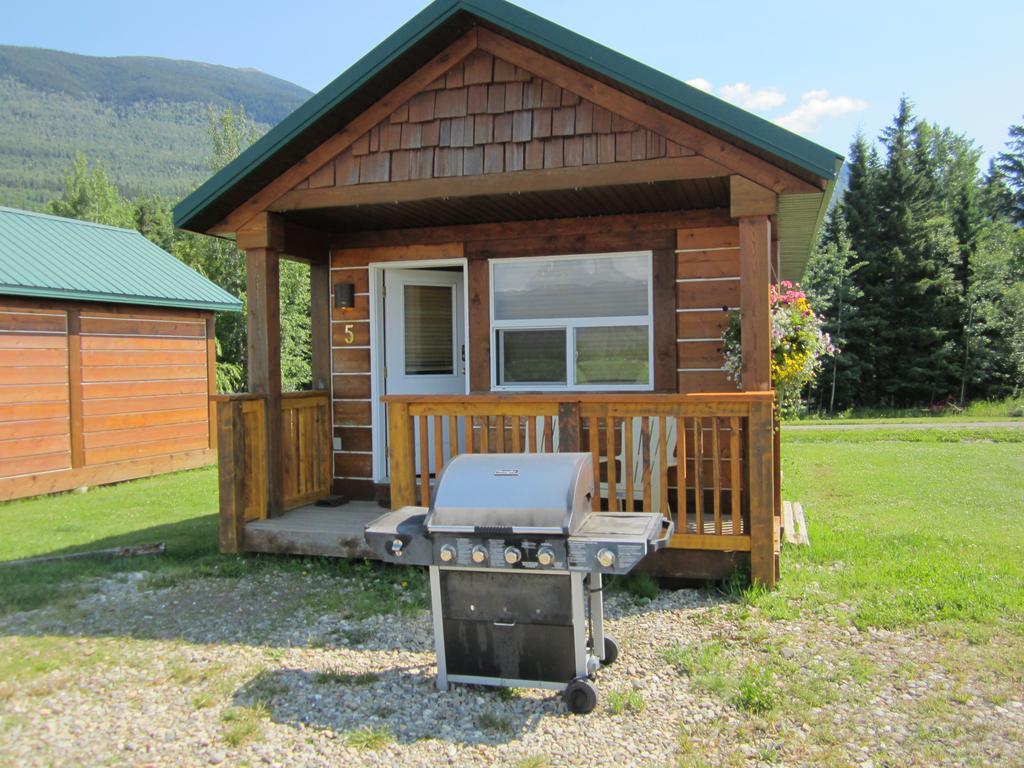 Beaver Creek Lodge And Cabins McBride Bilik gambar
