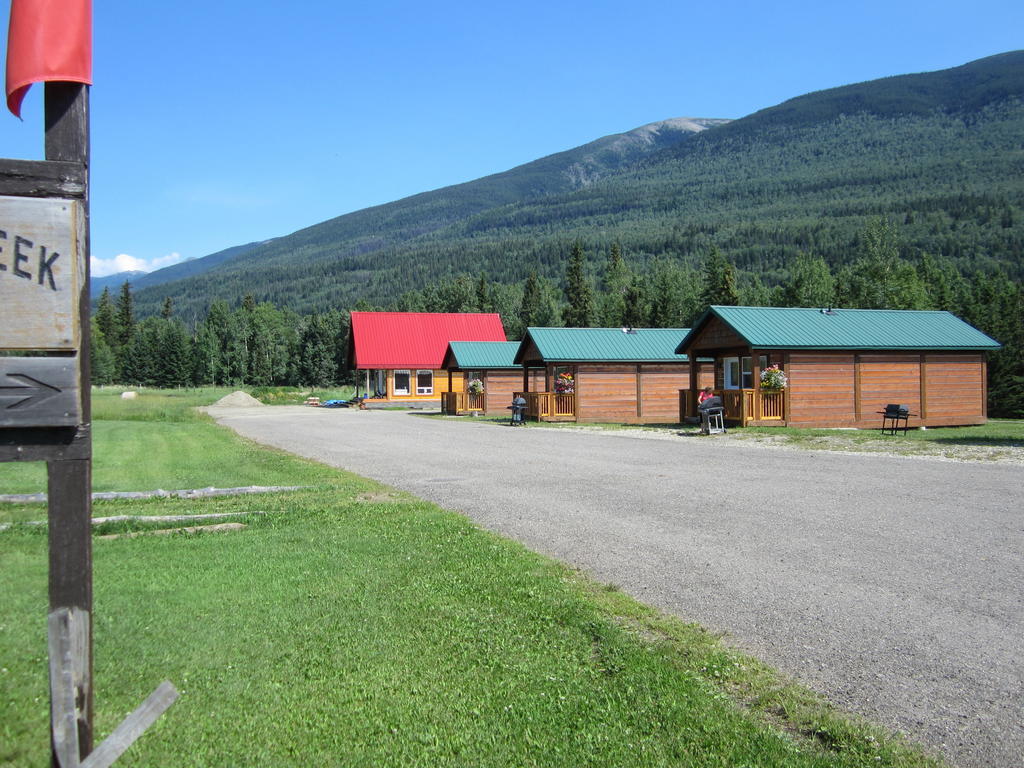 Beaver Creek Lodge And Cabins McBride Luaran gambar